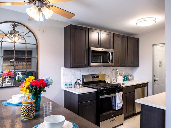 Hawthorne Living | 211 Hawthorne Ave, Central Islip, NY