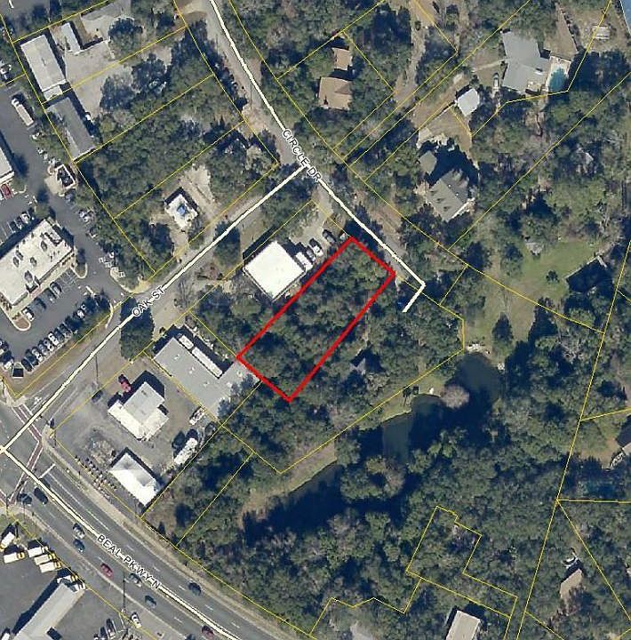 1st image of 503 Circle Dr