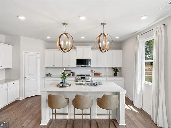 5th image of 6733 Homer Ln