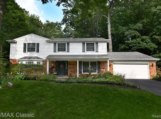 2823 Aspen Ln, Bloomfield Hills, MI