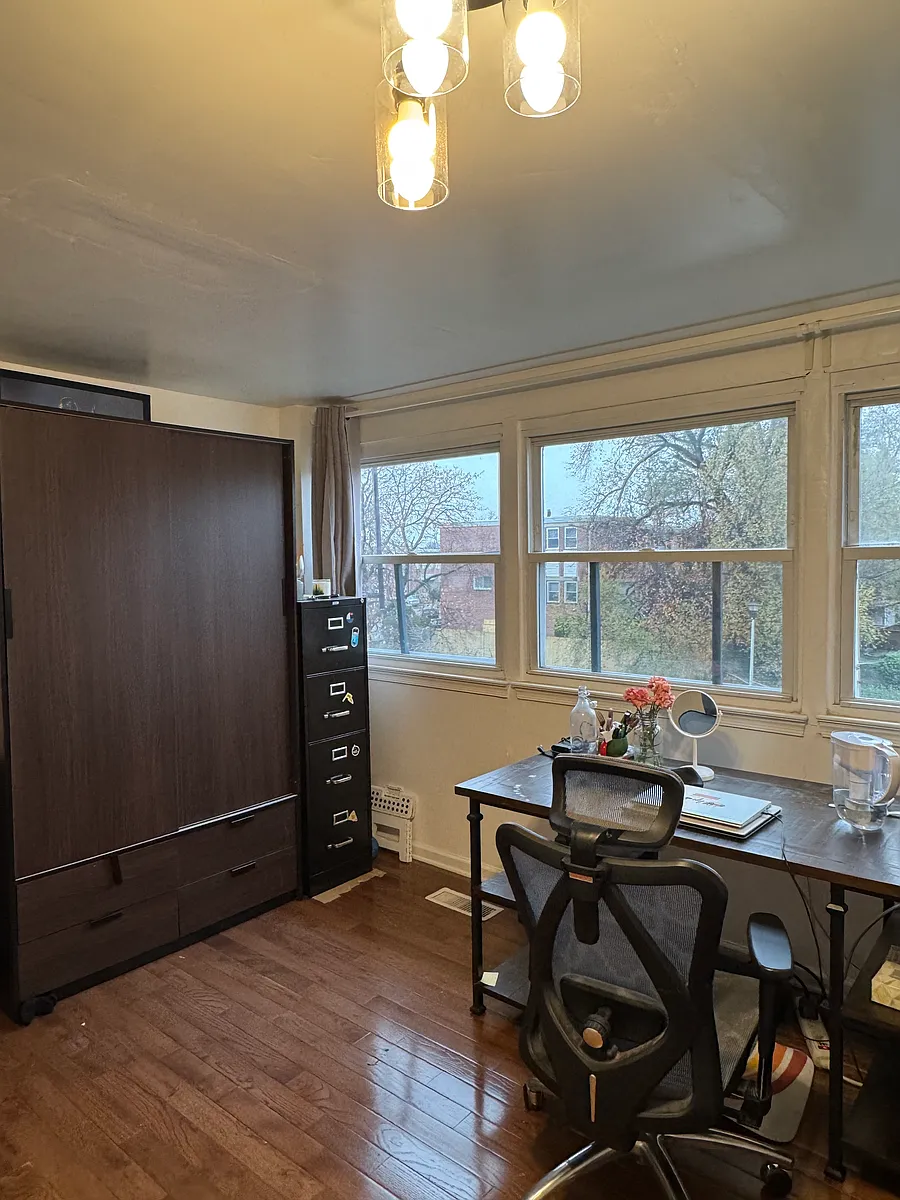 Building Photo - 6845 Lindbergh Blvd #2
