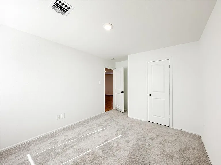 1444 Las Cuevas Dr — Photo 21