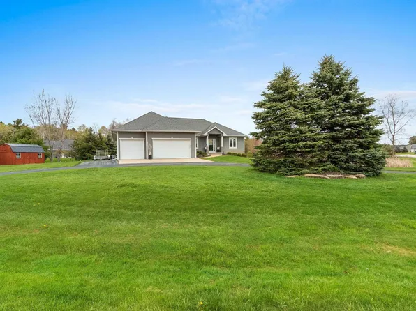 3390 Hawk Ridge Trl, Suamico, WI 54313