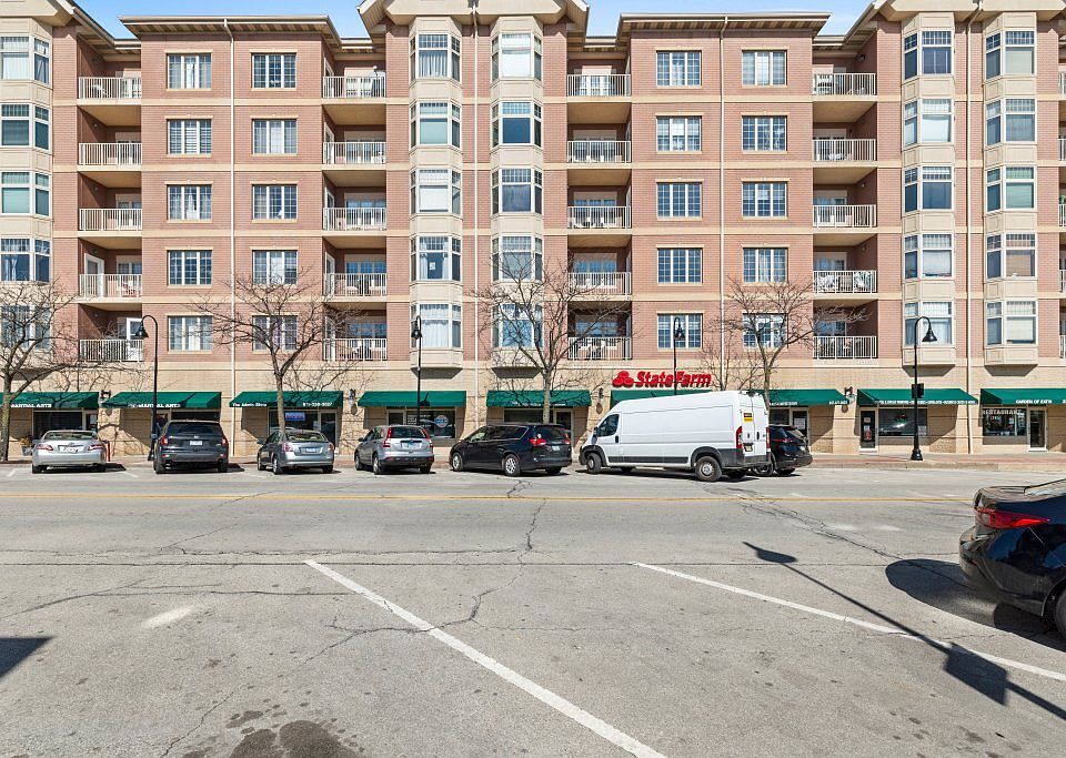1st image of 9670 Franklin Ave Unit 508