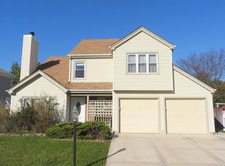 40 Washington Ave, Streamwood, IL