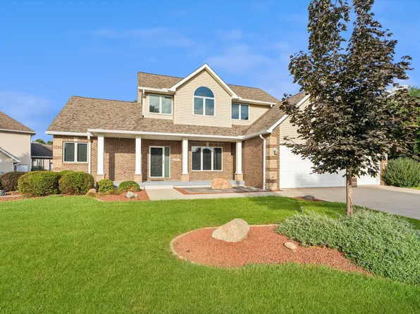 3423 Honeysuckle Rd, Ames, IA 50014