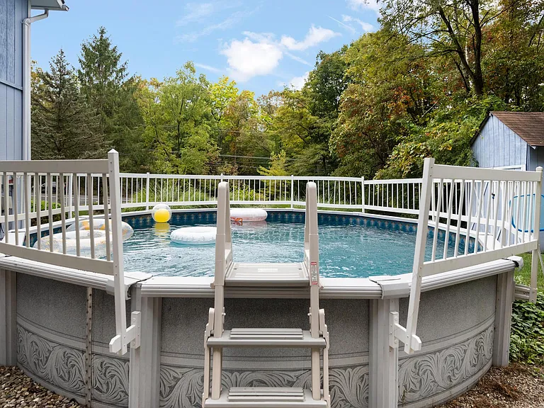 1345 Route 715 — Photo 31