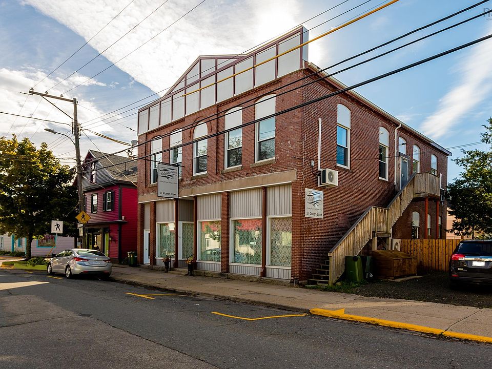 1st image of 21 Queen St