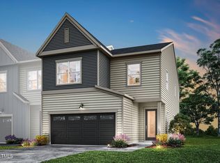 126 Pinnacle Dr, Chapel Hill, NC 27516