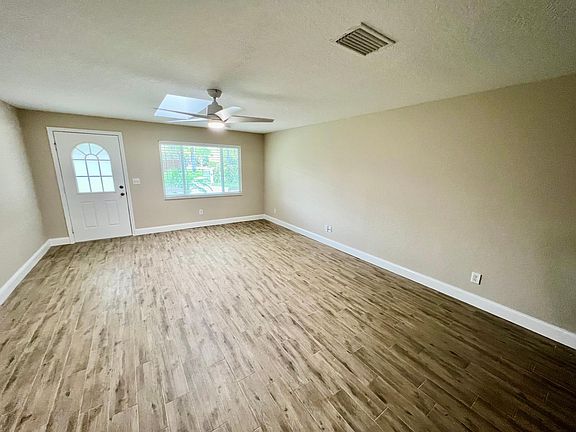 5th image of 970 Samms Ave