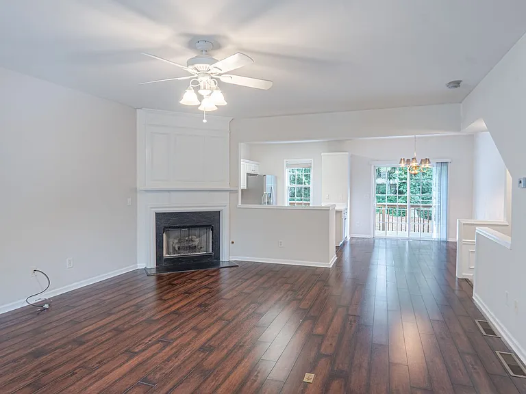 3423 Lathenview Ct — Photo 9
