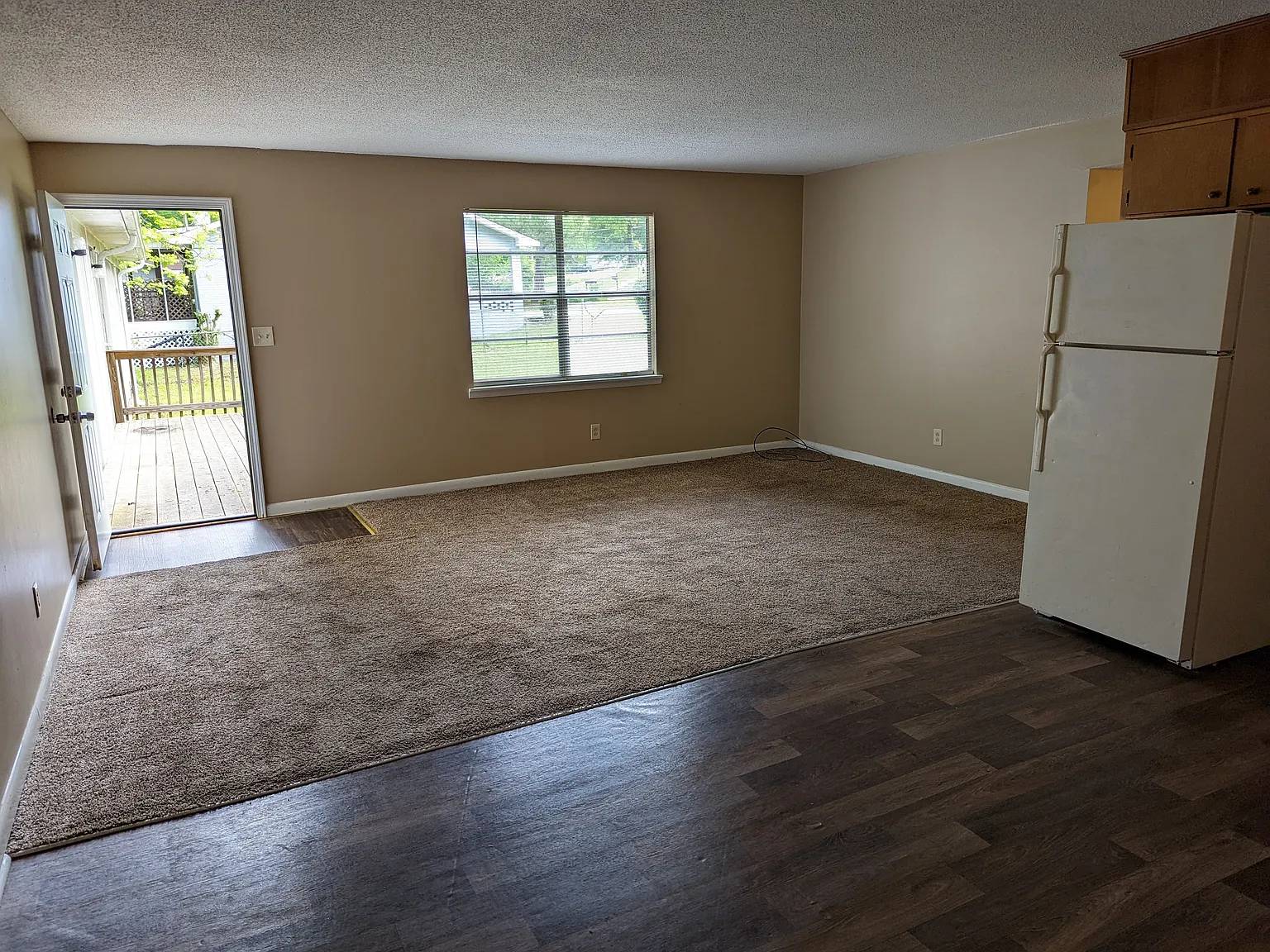 Twin Oaks — Photo 4