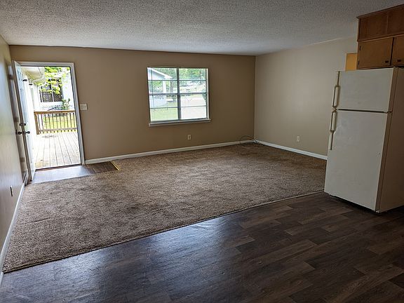 4th image of 1408 8th Ave W #1C