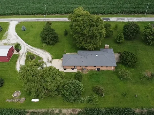 9149 N Brush College Rd, Oreana, IL 62554