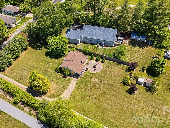 2nd image of 144 Macedonia Rd