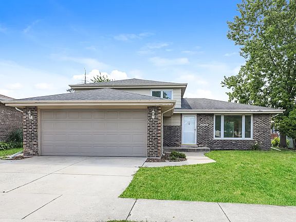 2nd image of 16146 84th Ave