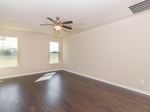 5th image of 2208 N Lake Michele Cir