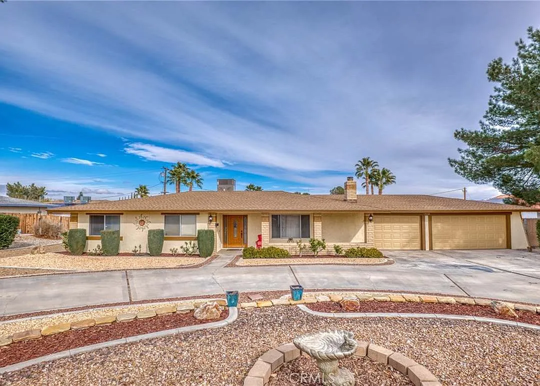 3 bed, 1620 sqft, $3,000 — Photo 1