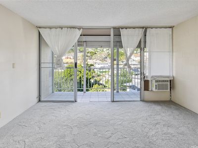 1687 Pensacola St APT 804, Honolulu, HI, 96822