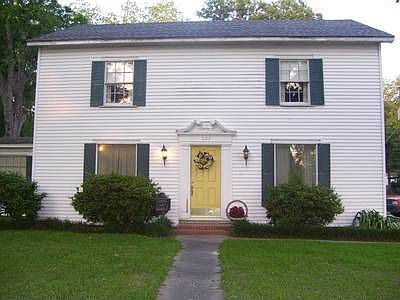 2nd image of 602 N Cutting Ave
