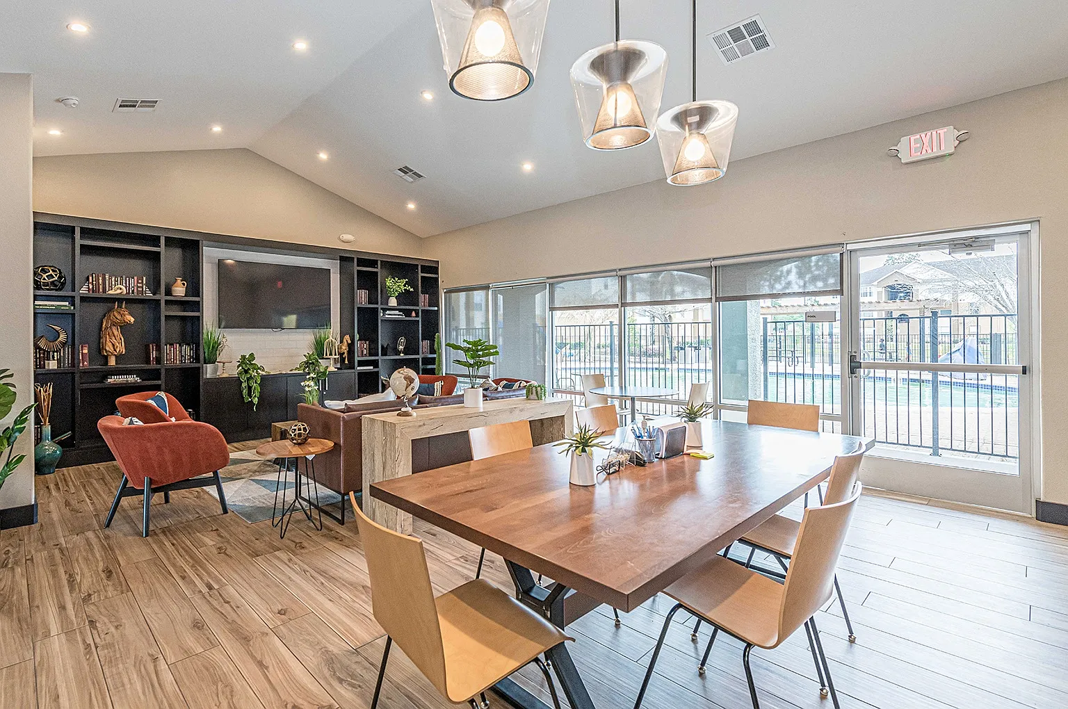 Pinewood Apartments — Photo 2