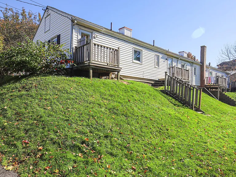 504 Saint John St #2 — Photo 35