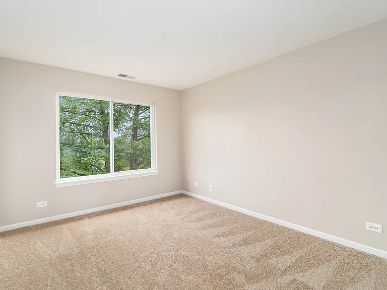 3071 Autumn Lake Dr — Photo 12