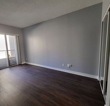 4th image of 55 Bloor St E #603