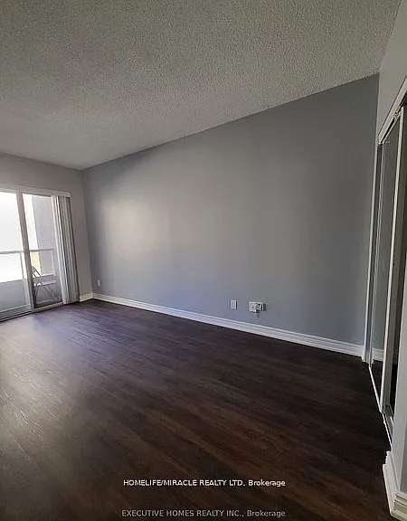 55 Bloor St E #603 — Photo 4