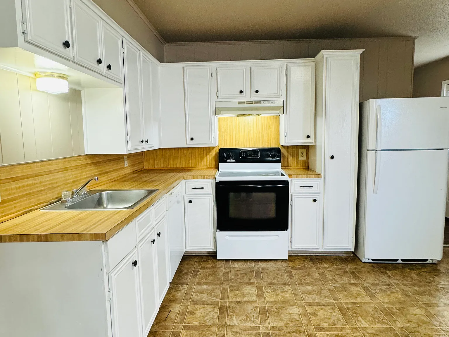 2 bed, 2.0 bath, 930 sqft, $825 — Photo 4