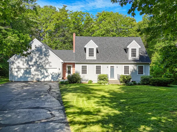 91 Cotton Road, Lewiston, ME 04240