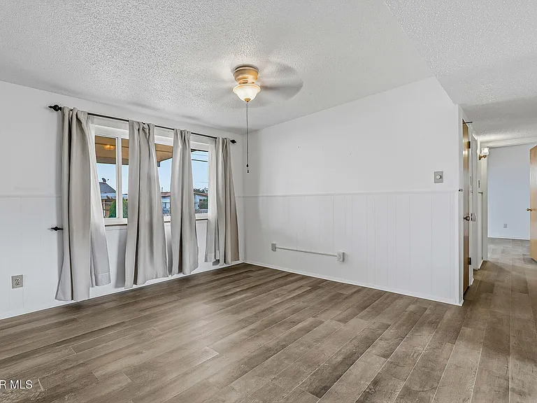 10520 Champlain St — Photo 5