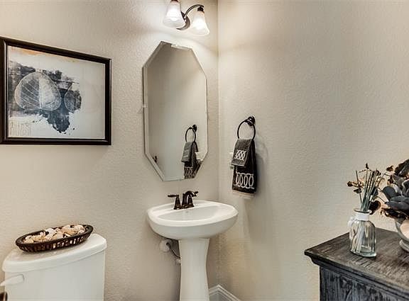 5th image of 3717 Texas Dall Ct
