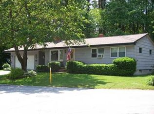 20 Wilson St, Topsham, ME 04086