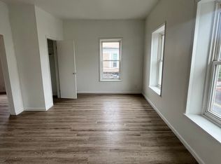 131 Carlisle St #F4, Hanover, PA 17331