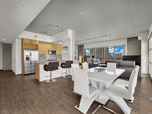 3rd image of 353 Bonneville Ave #626