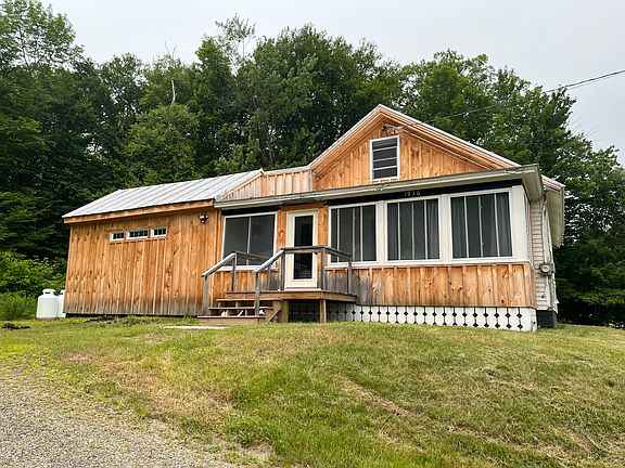 2nd image of 780 Rangeley Rd