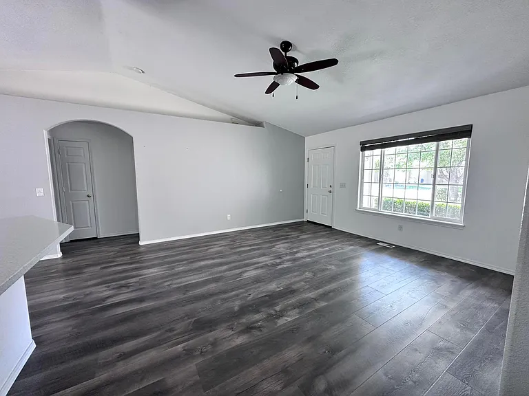 406 Pietra Way — Photo 8