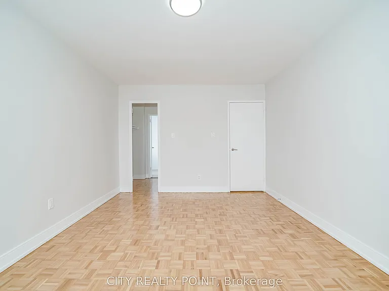6200 Bathurst St #1504 — Photo 14
