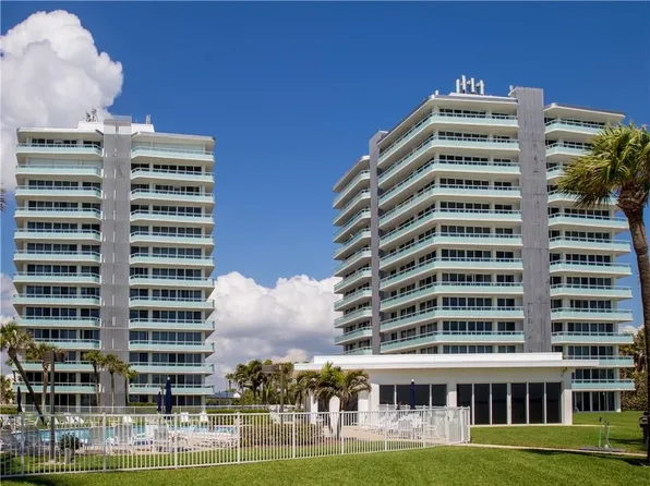 3554 Ocean Dr, Vero Beach, FL 32963