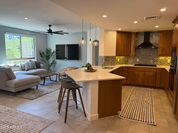 15802 N 71ST Street N #210, Scottsdale, AZ 85254