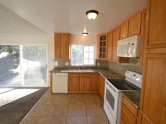 5th image of 4504 Breckenridge Way