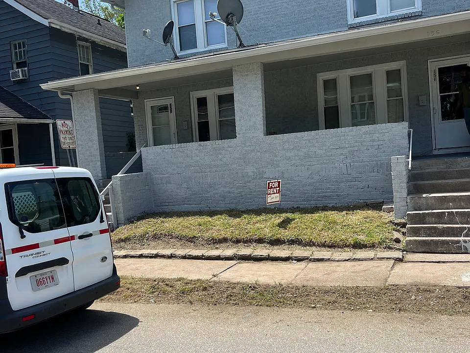 156 Arthur Ave #1