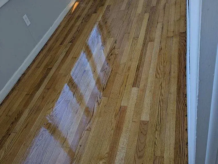 221 East Ave — Photo 10
