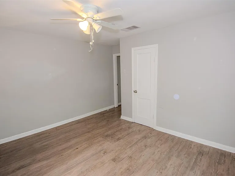 3119 Earl St — Photo 13