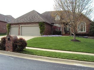 1058 W Sycamore St, Springfield, MO 65810