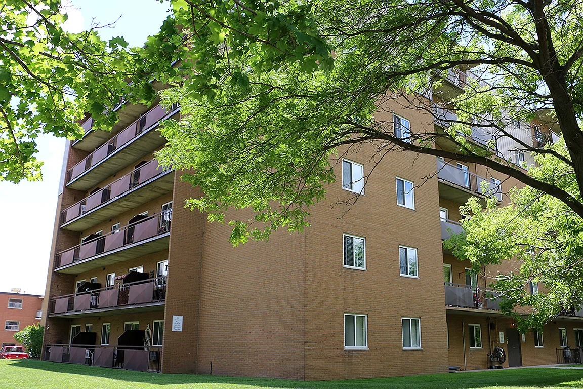 Willowdale Apartments — Photo 3