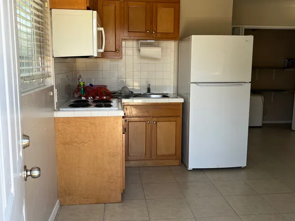 1596 Greenfield Dr, El Cajon, CA 92021