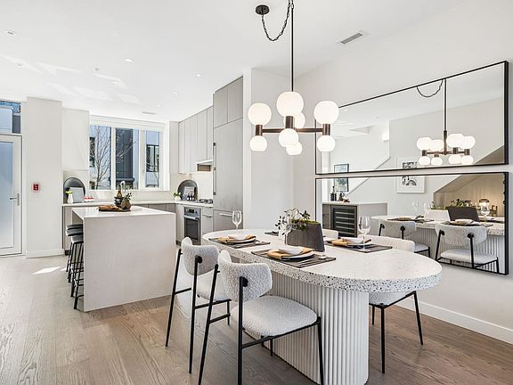 5th image of 6138 Birney Ave #12