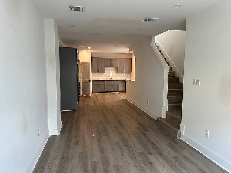 3251 Sauce Pan Way #B — Photo 3